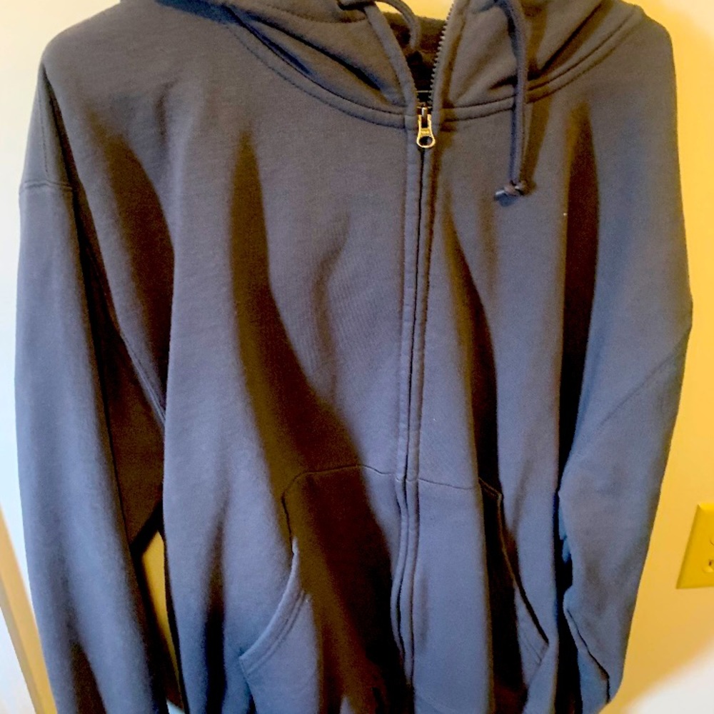 Men’s Carhartt sweatshirt